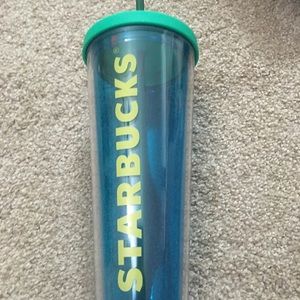 Starbucks 24 oz Reusable Cup with Lid and Straw